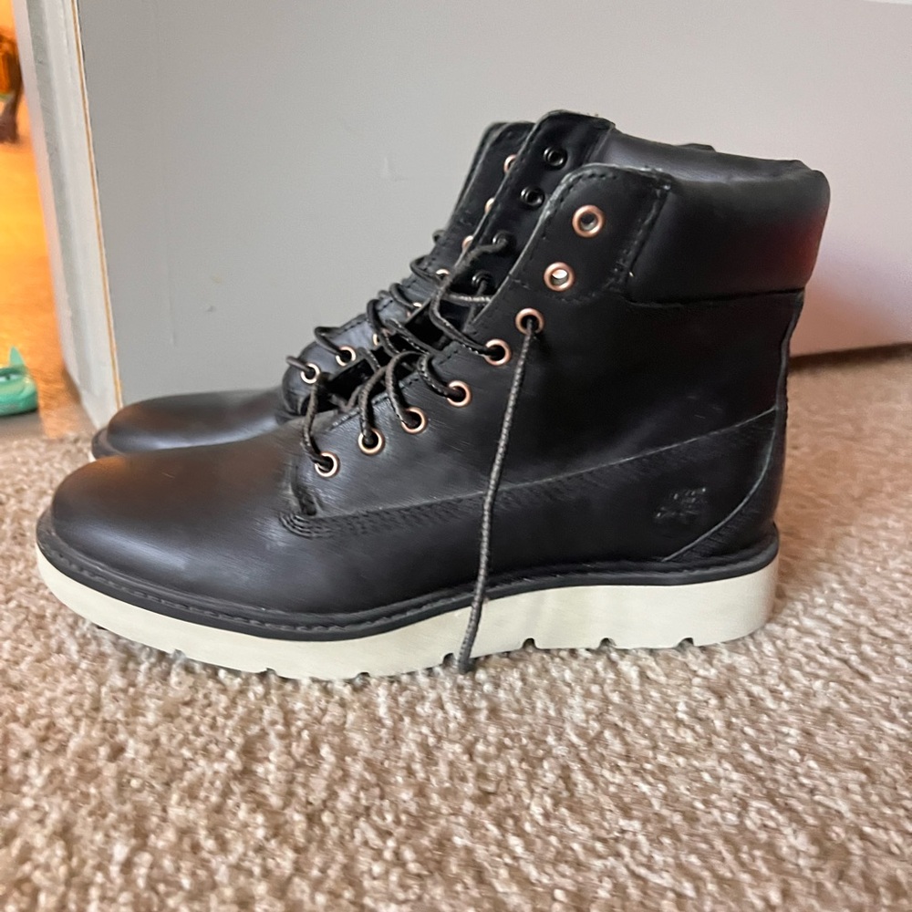 Timberland women’s Black Leather Boots